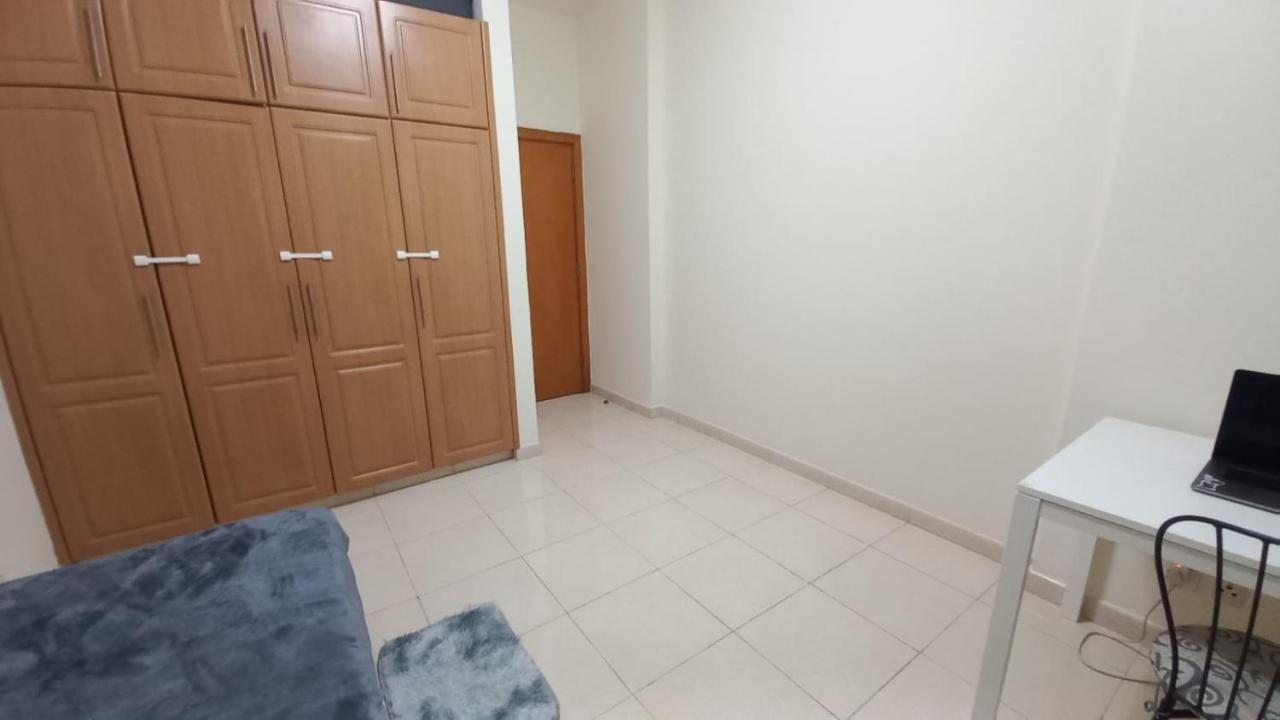 Dubai Homestay - Private Single Room Kültér fotó